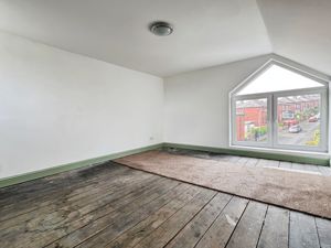 Bedroom 4- click for photo gallery